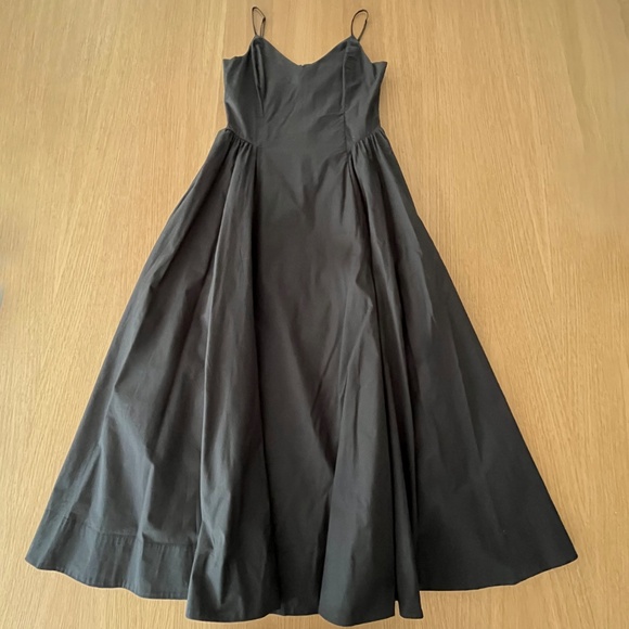 Aritizia Babaton Technique Poplin Dress - Picture 6 of 8